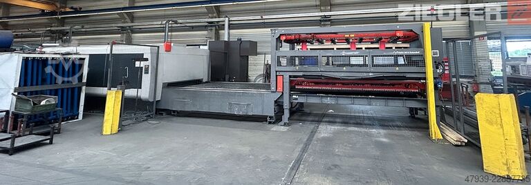 Laserschneidmaschine + Be-/Entladesystem Bystronic BySprint Fiber 3015 4 kW + ByTrans 3015