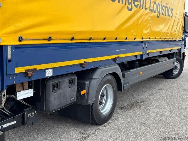 Flatbed truck with tarp Mercedes-Benz Atego 1530