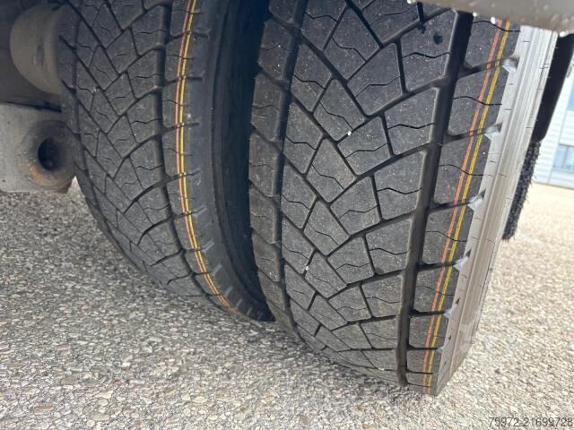 Flatbed truck with tarp Mercedes-Benz Atego 1530