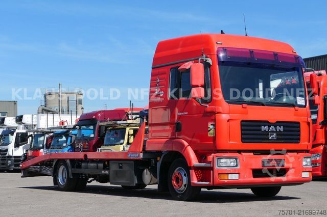 Abschleppwagen MAN TGL 8.240 Abschleppwagen Seilwinde