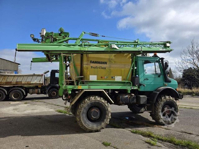 LKW-Fahrgestell UNIMOG U5000 4x4 Chassis, Standklima, 4374/45