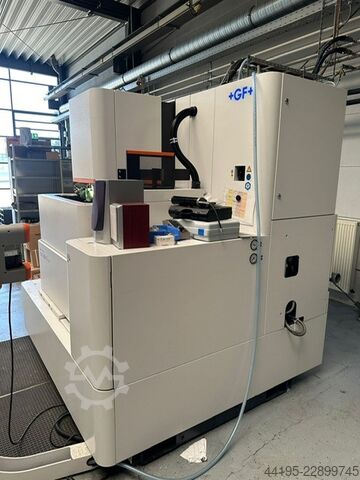 Wire eroding machine GF AgieCharmilles CUT 2000X