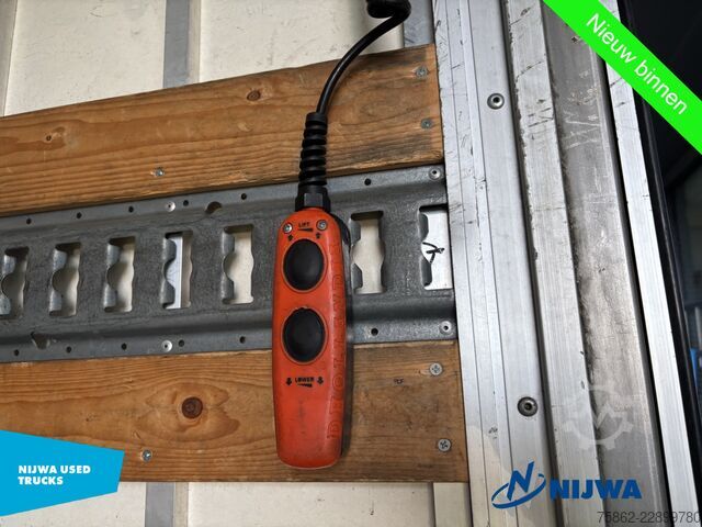 Chassis with cab Renault Master T35 165 BE-Combi + Laadklep