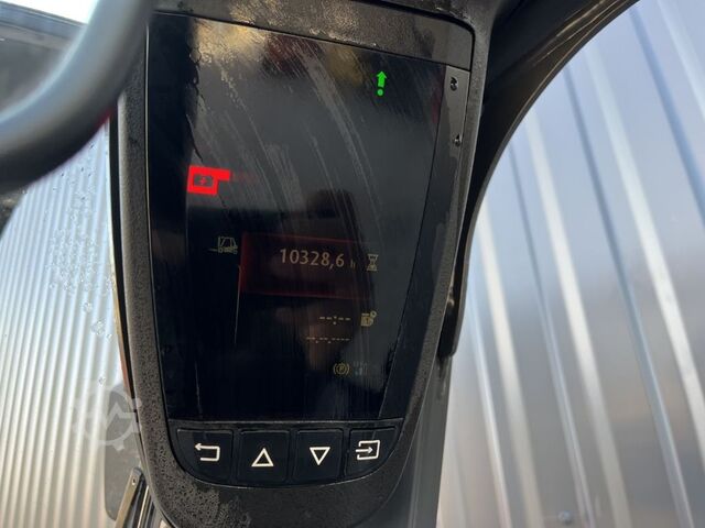 Electric 3-wheel forklift Linde E 15-02