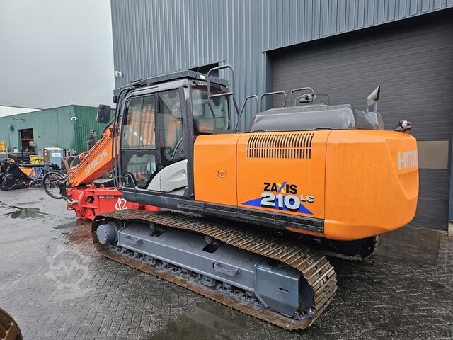 Mobile excavator hitachi zx210-6 labounty genesis msd2000r scrap shear fortress