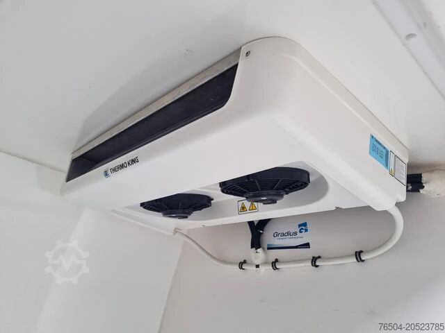 Refrigerated/freezer transport (delivery van) Iveco Daily 35S17 3.0D Koelwagen TK V300MAX st 230V +...