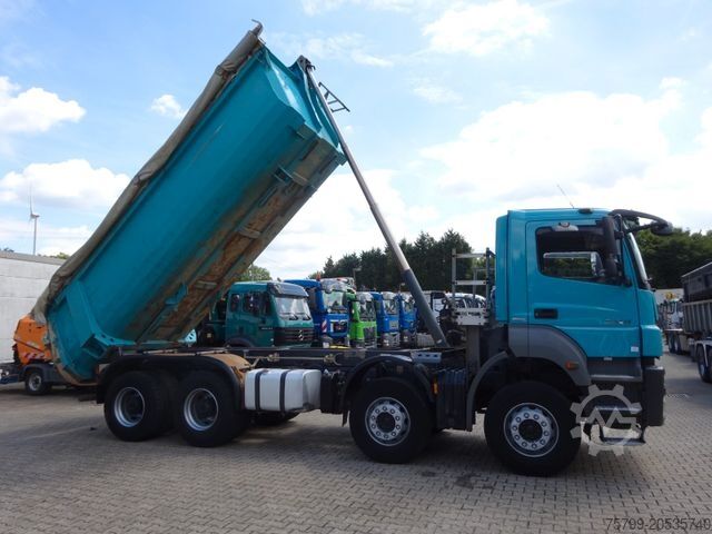 Tipper truck MERCEDES-BENZ 3240 Axor MKI SR 5.5 Muldenkipper 8x4