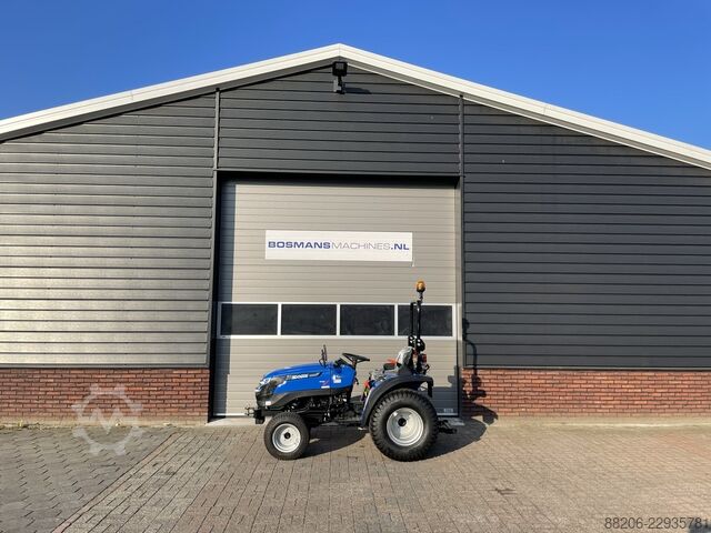 Solis 20 4WD (18.5 HP Mitsubishi) mini tractor NEW turf tires SOLIS 20 4WD (18.5 PK mitsubishi) minitractor NIEUW gazonbanden