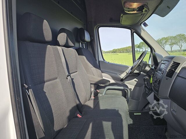 High-roof van MERCEDES-BENZ SPRINTER