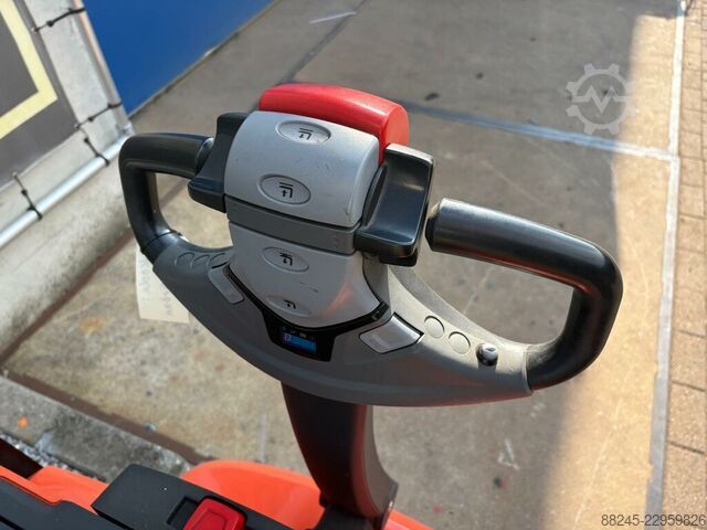 VS-23130 Electric stacker BT SWE080L with initial lift BT SWE080L