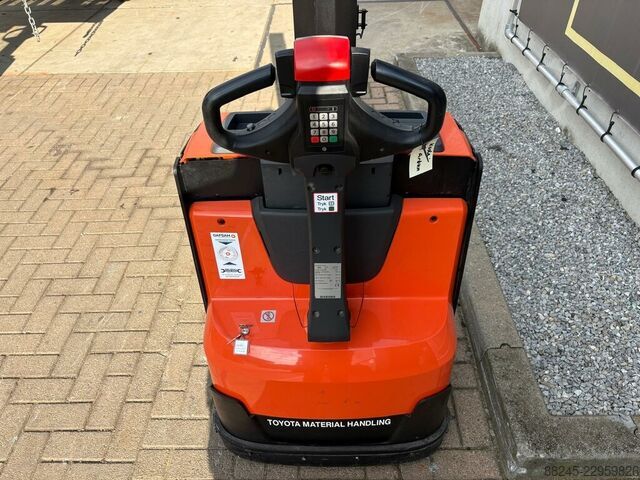 VS-23130 Electric stacker BT SWE080L with initial lift BT SWE080L