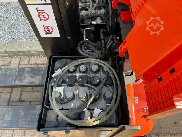 VS-23130 Electric stacker BT SWE080L with initial lift BT SWE080L