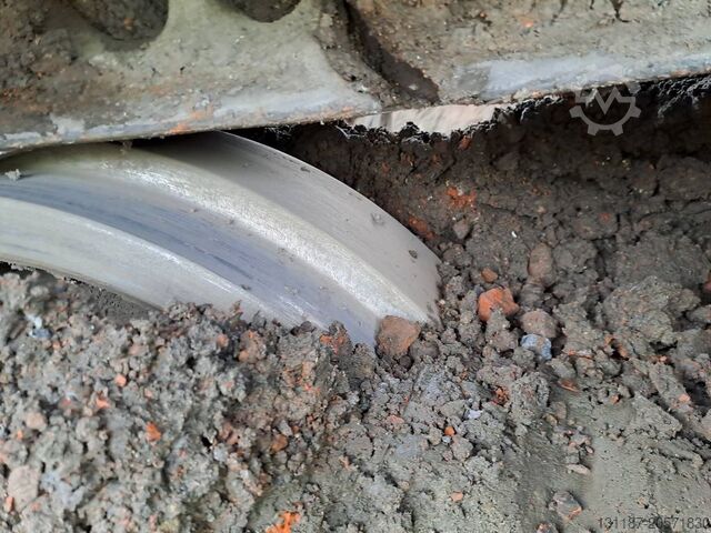 Crawler excavator CAT 374FL