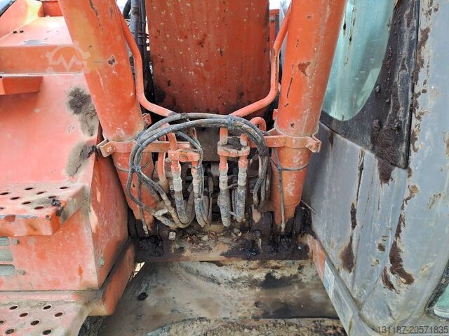 Crawler excavator Hitachi ZX135US