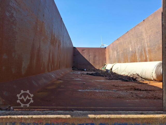 Tipper Kaiser Robuste S3302G37 * ± 30m3 * Steel *