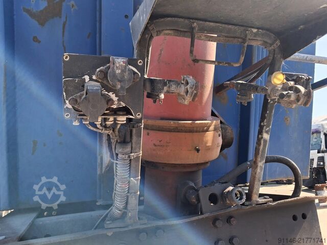 Tipper Kaiser Robuste S3302G37 * ± 30m3 * Steel *