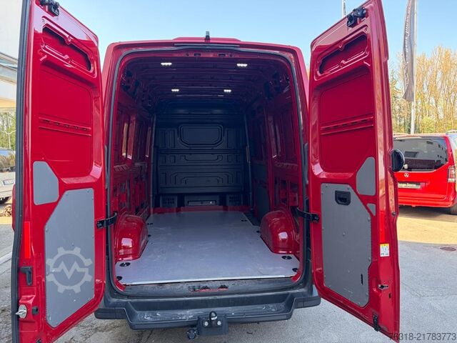 Minibus VW Crafter 30 2.0 TDI L2H2 FWD (EURO 6d) Fahrassist