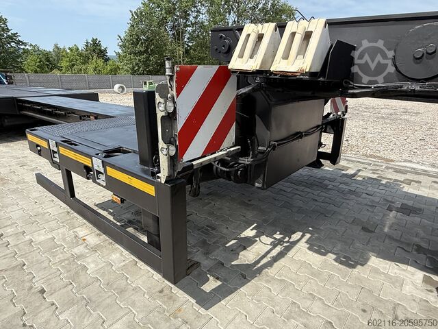 Low-bed semi-trailer for transporting construction machinery FAYMONVILLE FAYMONVILLE STZ-6WAU β 6 AXLES β 92.2GVW