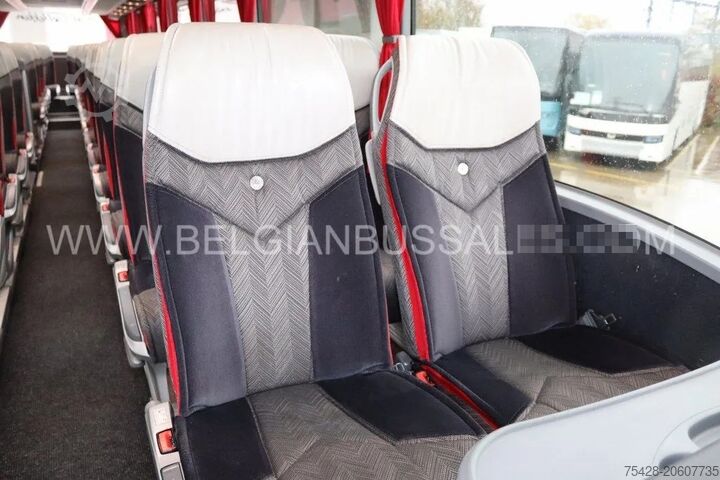 Coach Mercedes Tourismo RHD-M / 2A / 13.0m / Euro 6 /