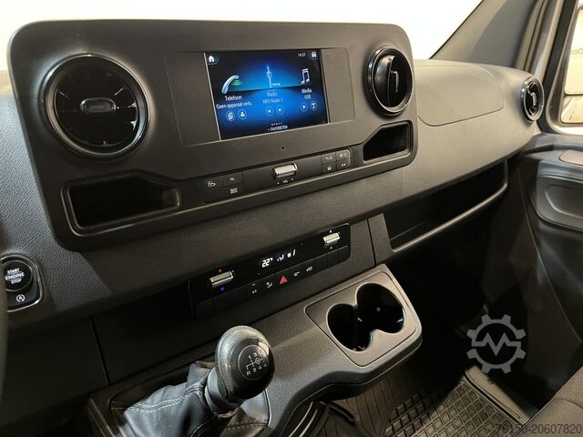 Box van Mercedes-Benz Sprinter 317 CDI L2H2 RWD / Euro 6 / Airco / Cr...