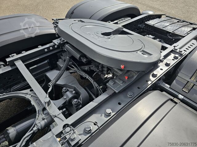 Standard-SZM Mercedes-Benz ACTROS 2548 6X2/4 / PTO / GIGASPACE