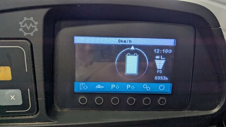 Elektro 4 Rad-Stapler Jungheinrich EFG 320 GE115-330ZZ