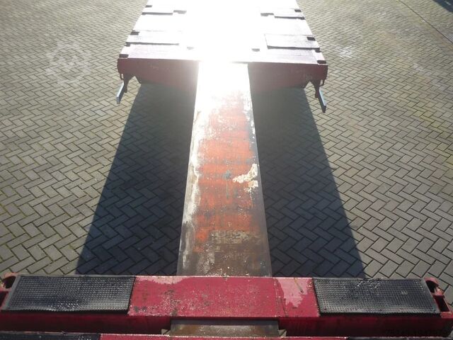 Semi-Tieflader Doll S5E Hydraulic Suspension, Steering and Remote C...