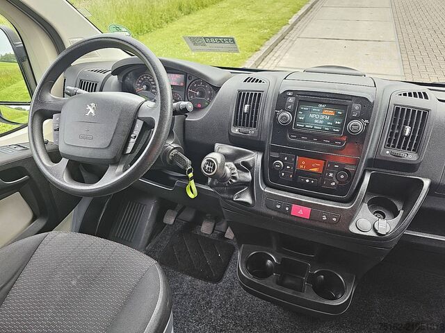 High-roof van PEUGEOT BOXER 435 dc clima EURO6