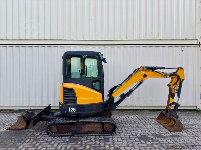 Minibagger BOBCAT E26 / 2016 BJ / 3 x Löffel / 3.905 H
