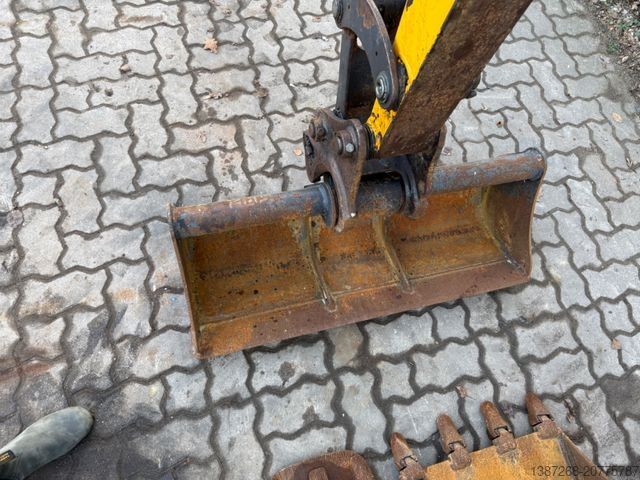 Minibagger BOBCAT E26 / 2016 BJ / 3 x Löffel / 3.905 H