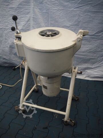 Universelle Fleischereimaschine / Kutter  65