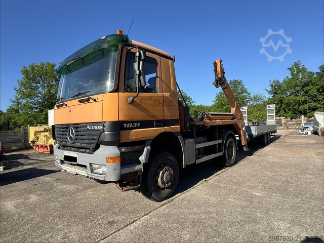 Skip truck Mercedes-Benz Actros 1831 Absetzer