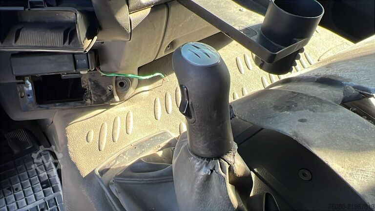Standard tractor Renault Premium 420 (BOITE MANUELLE / MANUAL GEARBOX)