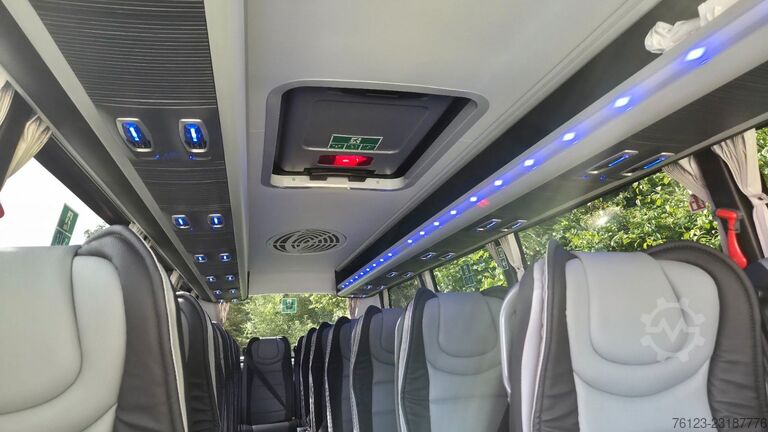 Kleinbus MERCEDES-BENZ Sprinter 519 Sunset Ferqui Lagerfahrzeug