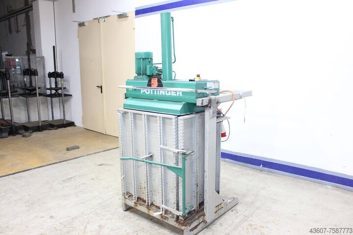 Vertical Waste Baling Press Pöttinger MP 600 A