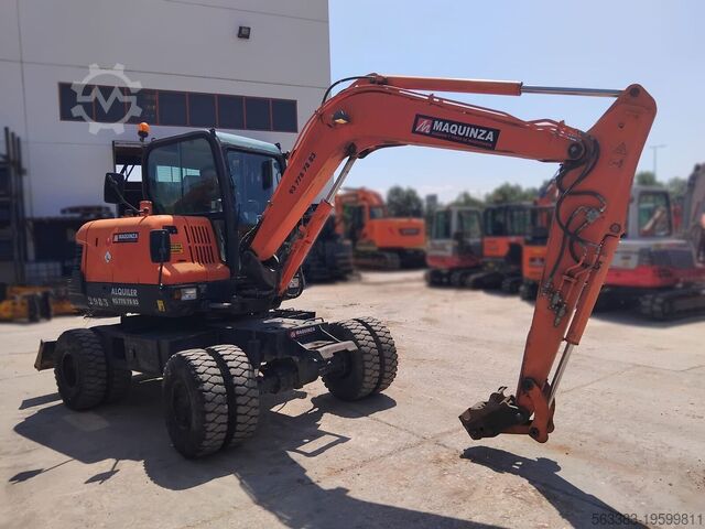 Wheel excavator Doosan DX55W