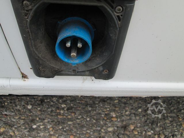Refrigerator body van MERCEDES-BENZ Vito 111 CDI *Carrier Tiefkühler*Euro6*ATM*