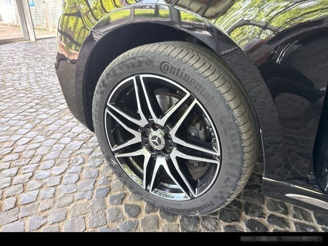 Minibus MERCEDES-BENZ V 300 d Avantgarde AMG 4MATIC AHK+STANDH:+360°