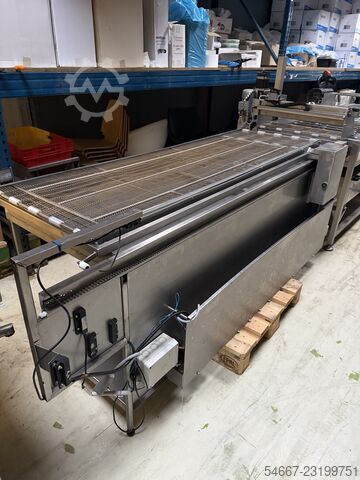 Oliebollen production line - Jufeba deep fryer Jufeba Berliner Donut 