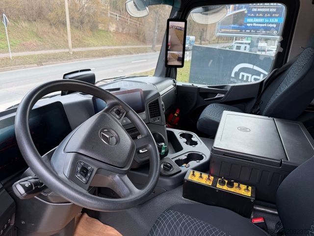 Roll-off tipper truck MERCEDES-BENZ Arocs 3243 8x4 Abrollkipper Schub/Knickhaken AHK