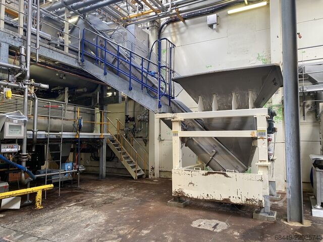 Product supply bunker + spiral screw Heckmann Product aanvoerbunker + Opvoervijzel