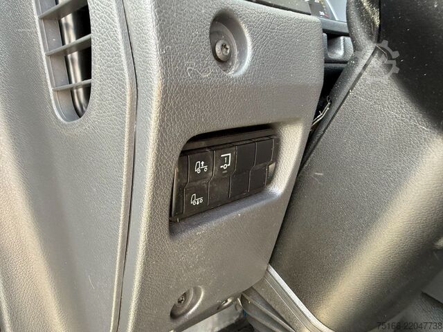 Pick-up van MERCEDES-BENZ ATEGO 821 L Pritsche 5,10 m*Luft HA*Klima*E 6D