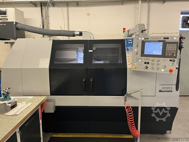 Flächenschleifmaschine Okamoto OGM 250 UNCIII