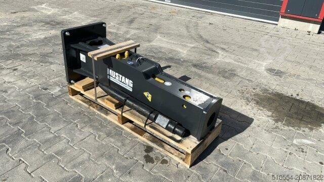 Crawler excavator Komatsu Mustang HM 702 Abbruchhammer / Abbruch