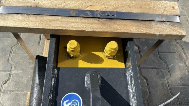 Crawler excavator Komatsu Mustang HM 702 Abbruchhammer / Abbruch