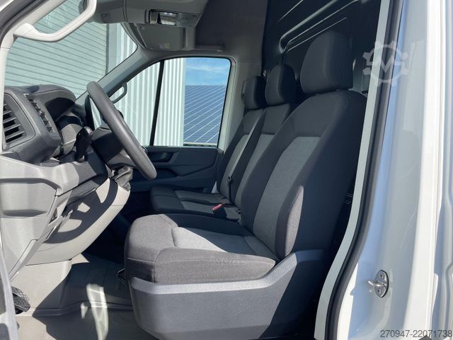 Kastenwagen hoch VW Crafter 35 L4H3 NAVI AHK RFK oh. Schäden