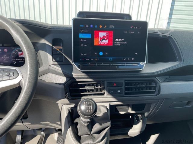 Kastenwagen hoch VW Crafter 35 L4H3 NAVI AHK RFK oh. Schäden