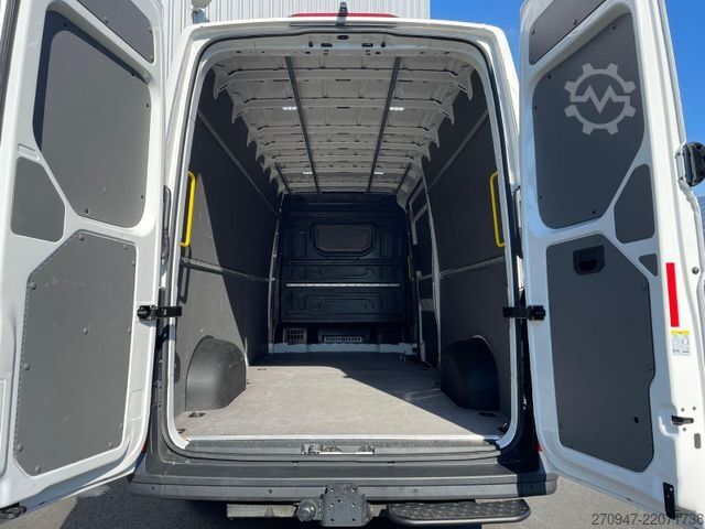 Kastenwagen hoch VW Crafter 35 L4H3 NAVI AHK RFK oh. Schäden