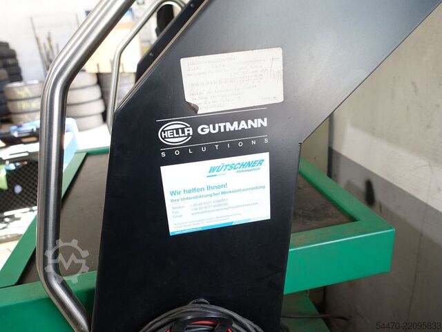 Exhaust gas measuring station HELLA GUTMANN MEGA COMPAA HG4