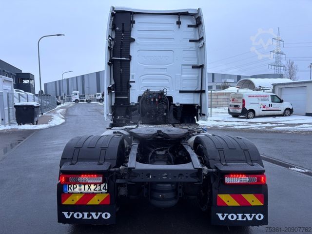 Standard SZM VOLVO FH 500 Globetrotter XL Retarder  I-Save Standkl.